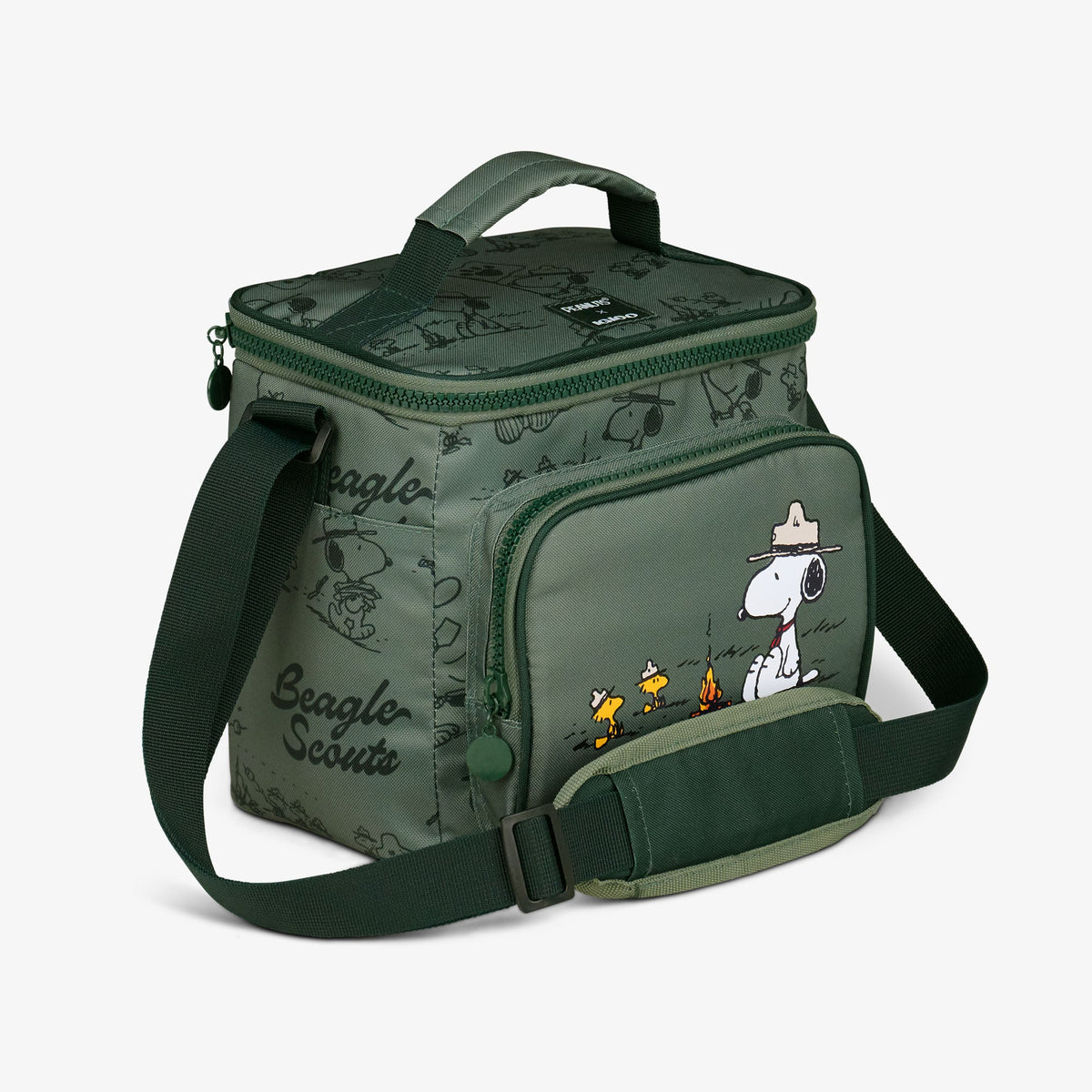 peanuts-beagle-scouts-square-lunch-cooler-bag-i0 00027846-H.jpg