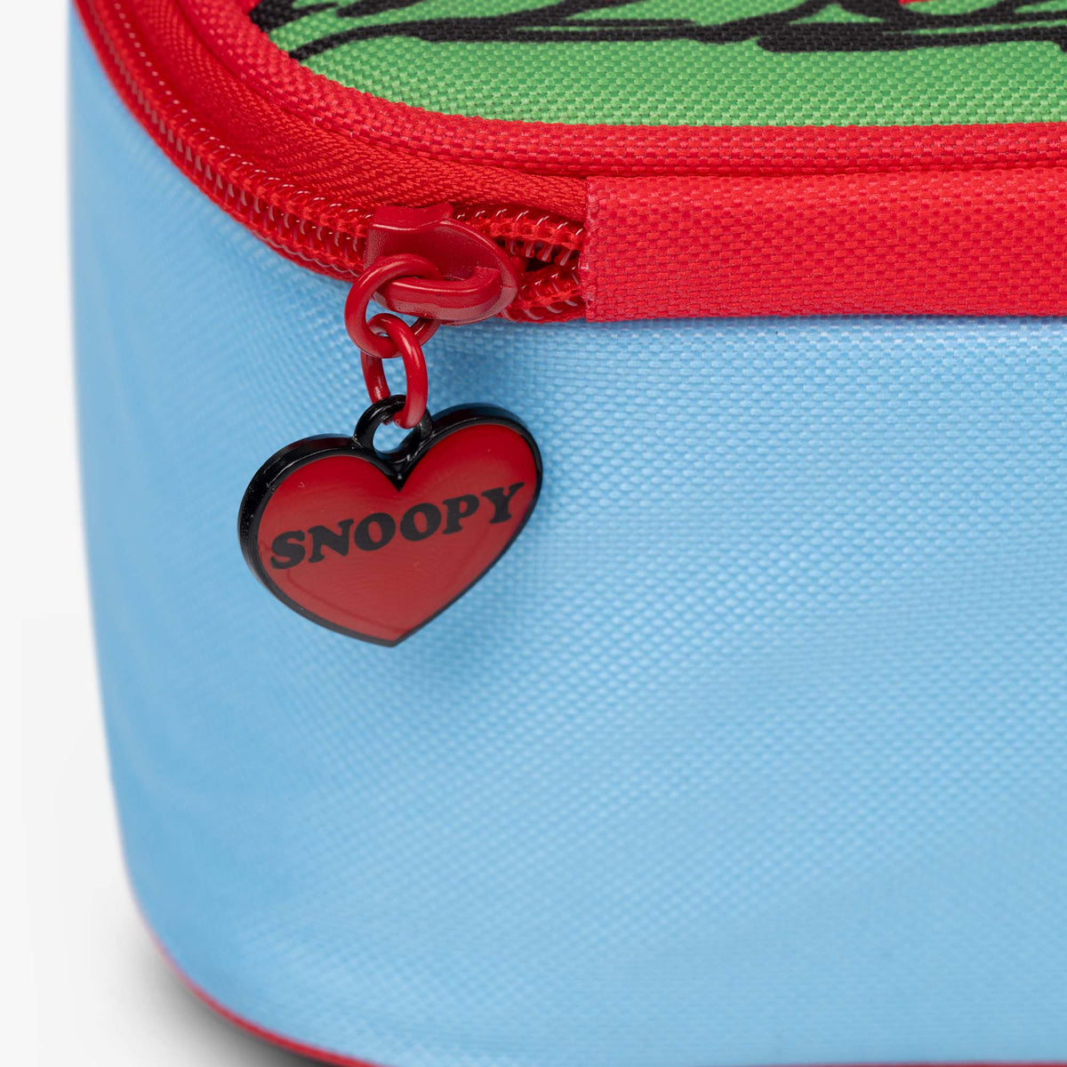 snoopy-s-doghouse-horizontal-lunch-cooler-bag-x9 00028034-Z.jpg