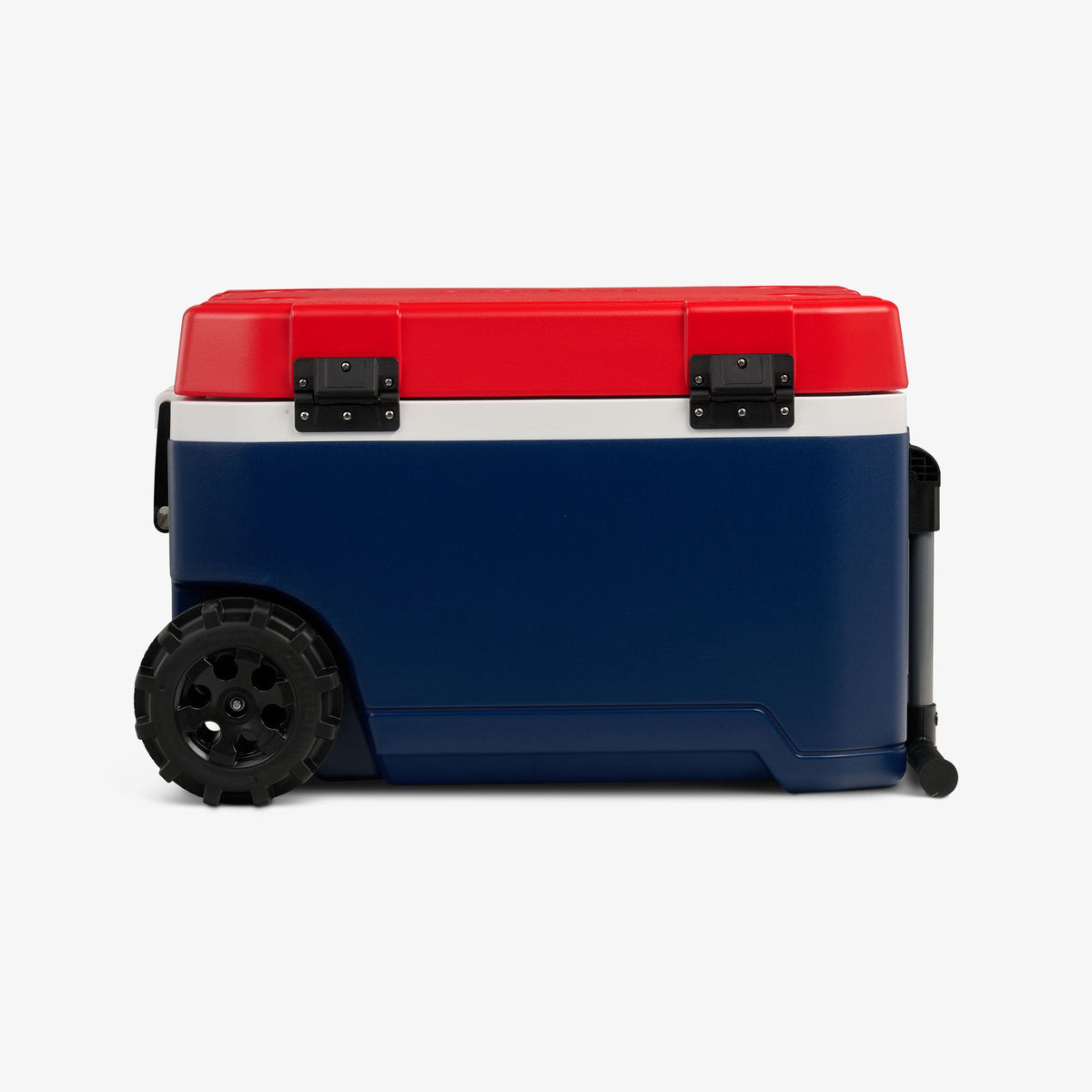 trailmate-75-qt-roller-cooler-y9 00035111-BK.jpg