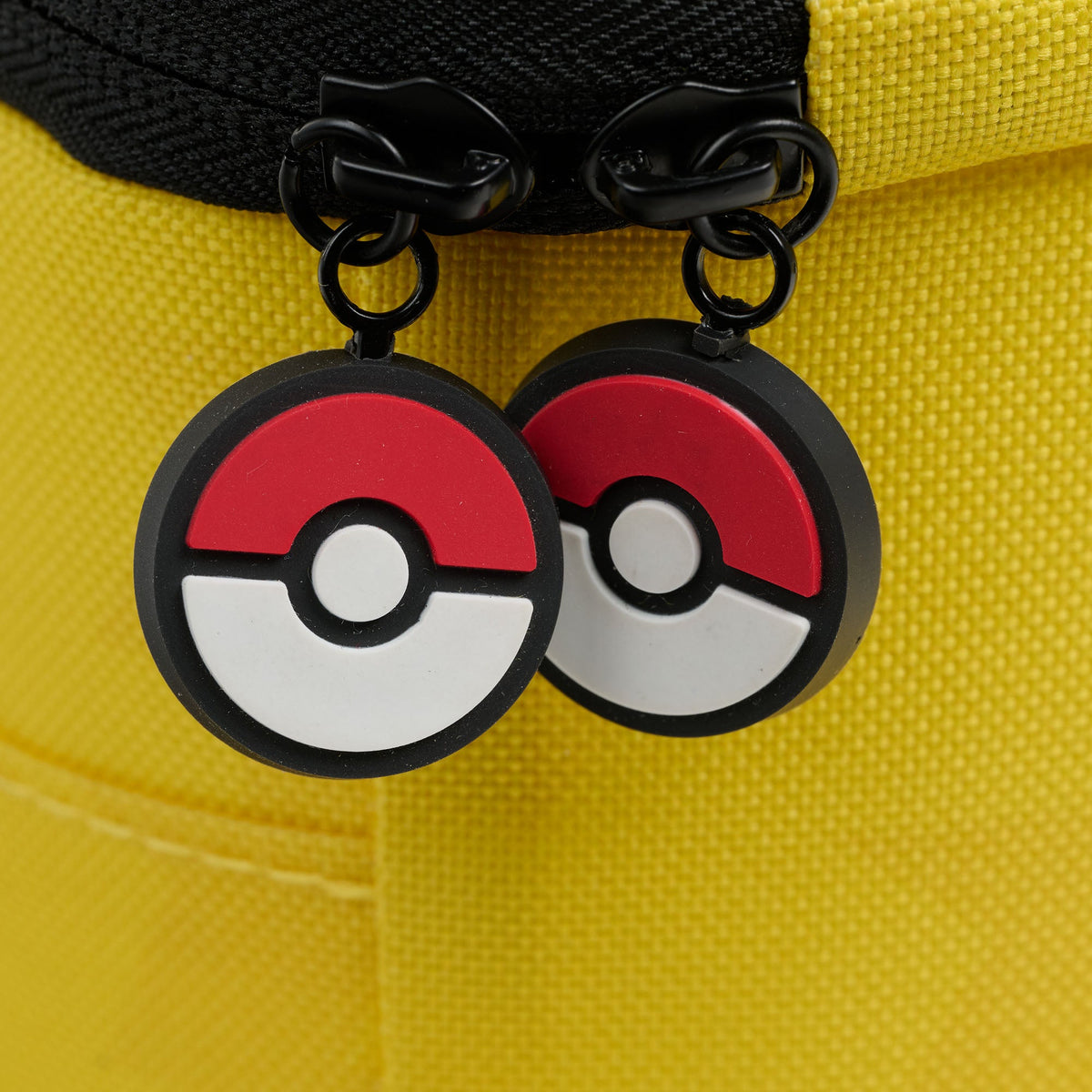 pokemon-pikachu-square-lunch-cooler-bag-l5 00066645-Z.jpg