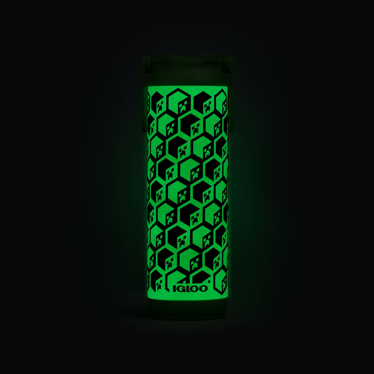 minecraft-creeper-glow-in-the-dark-20-oz-bottle-f8 00071605-GLF.jpg