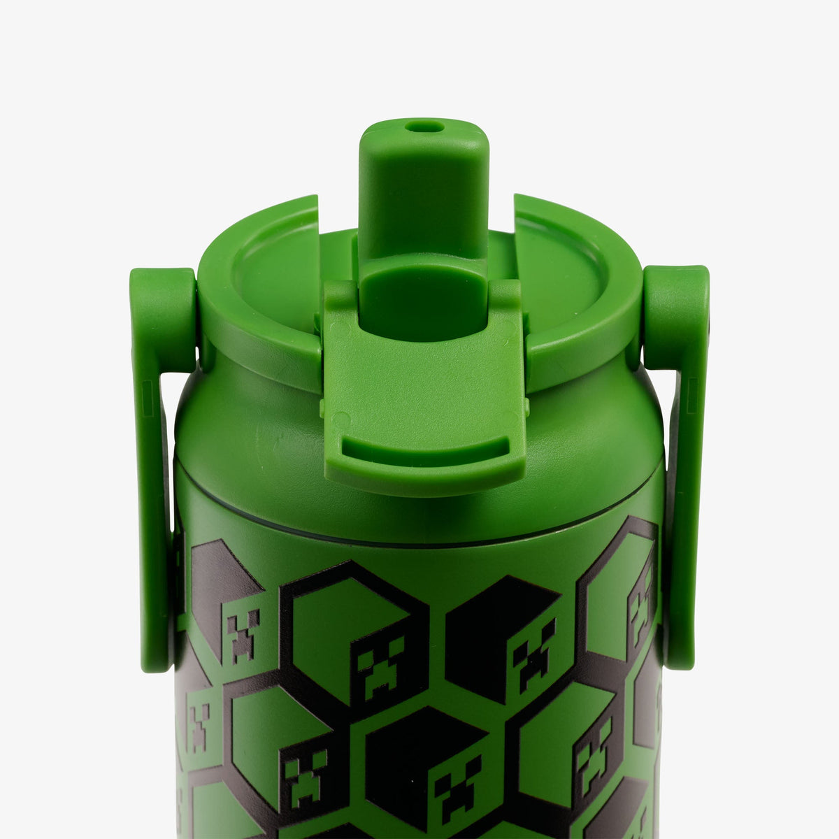 minecraft-creeper-glow-in-the-dark-20-oz-bottle-f8 00071605-L2.jpg