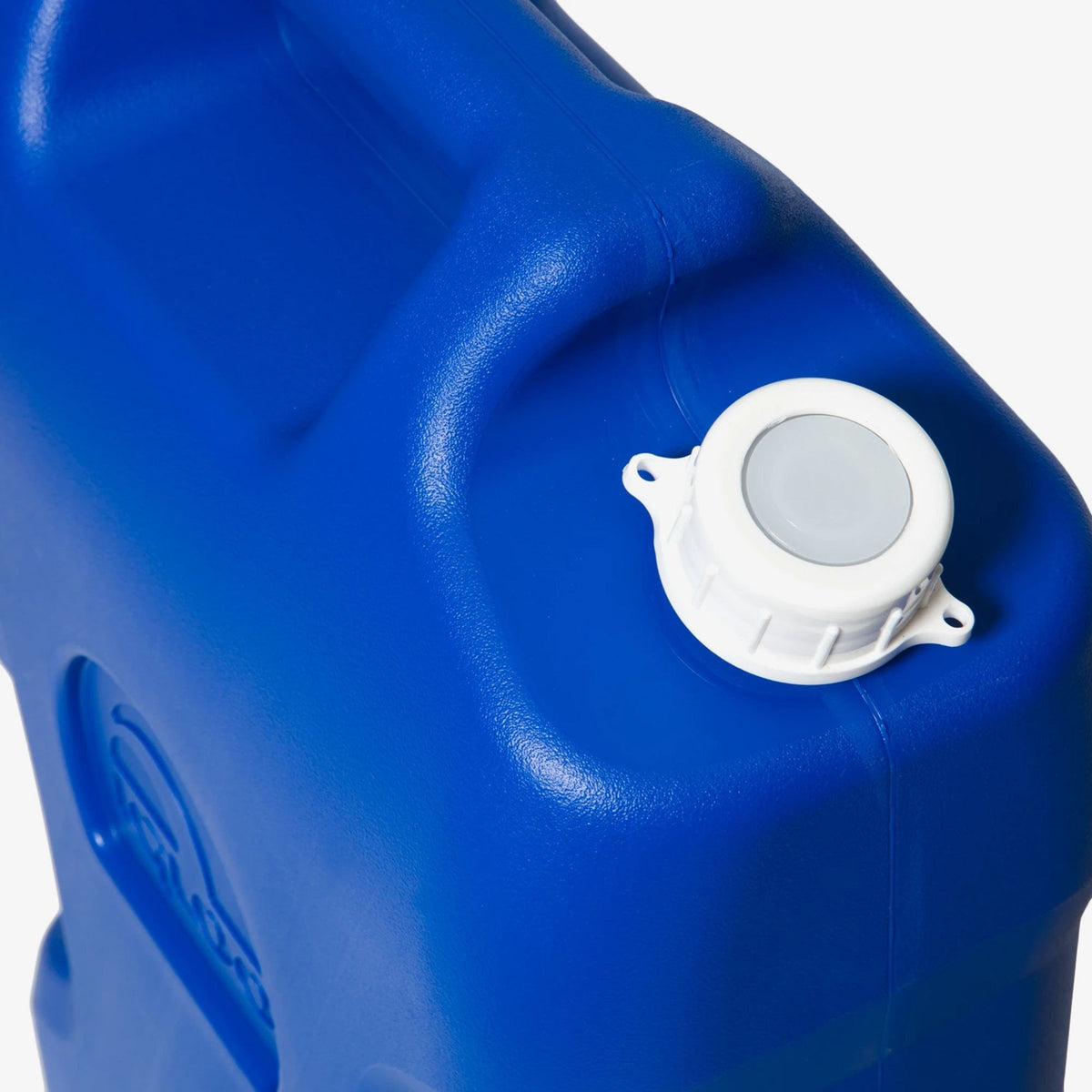 6-gallon-water-container-d2 42154-6-gallon-water-container-ii-majestic-blue-top.jpg
